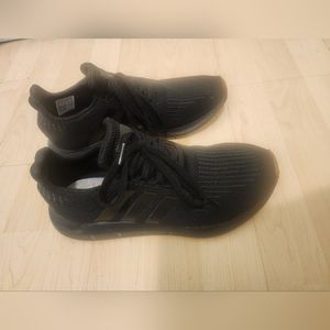 Comfortable Adidas sneakers,  with gel sole , perfect condition 👌,  almost NEW